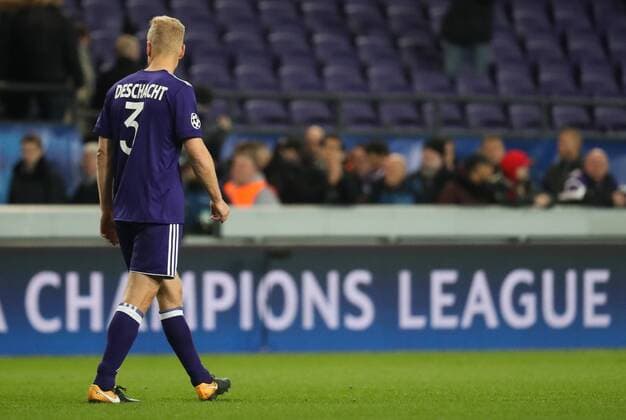 Anderlecht s Olivier Deschacht looks dejected after a soccer match between Belgian club RSC Anderlecht and German team FC Bayern Munchen, Wednesday 22 November 2017 in Brussels, game five out of six in the group stage (Group B) of the UEFA Champions League competition. VIRGINIExLEFOUR  x05206783x