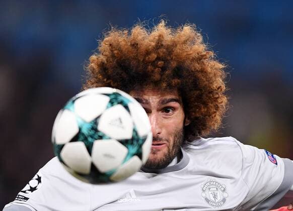 FOOTBALL CHAMPIONS LEAGUE SEASON 2017 2018 GROUP BASE FC Basel Manchester United FC 22 11 2017 Marouane Fellaini Manchester United FC aiming for the ball Basel