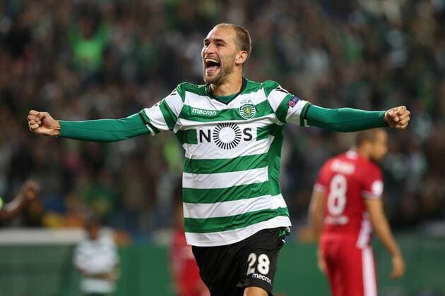November 22, 2017 - Lisbon, Portugal - Sporting s forward Bas Dost from Holland celebrates after scoring a goal during the UEFA Champions League group D football match Sporting CP vs Olympiacos FC at Alvalade stadium in Lisbon, Portugal on November 22, 2017. Photo: UEFA Champions League group D football match Sporting CP vs Olympiacos FC - ZUMAf123 20171122_zap_f123_002 Copyright: xPedroxFiuzax