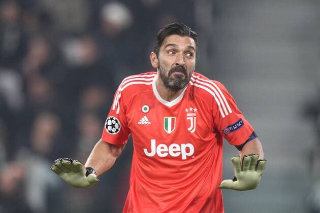 November 22, 2017 - Turin, Italy - Juventus goalkeeper Gianluigi Buffon (1) during the Uefa Champions League group stage football match n.5 JUVENTUS - BARCELONA on 22 11 2017 at the Allianz Stadium in Turin, Italy. Juventus v FC Barcelona Barca - UEFA Champions League  - ZUMAn230 20171122_zaa_n230_313 Copyright: xMatteoxBottanellix