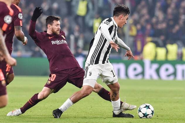 November 22, 2017 - Turin, Italy - Lionel Messi of Barcelona challenges Paulo Dybala of Juventus during the UEFA Champions League match between Juventus and Barcelona at the Juventus Stadium, Turin, Italy on 22 November 2017. Juventus v Barcelona - UEFA Champions League  - ZUMAn230 20171122_zaa_n230_361 Copyright: xGiuseppexMaffiax