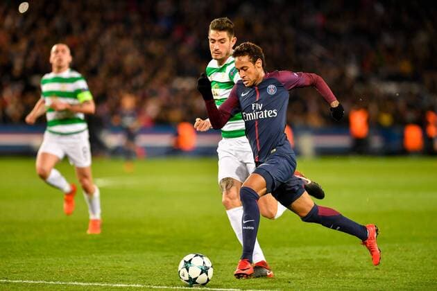 (171123) -- PARIS, Nov. 23, 2017 -- Neymar (R) of Paris Saint-Germain competes with Nir Bitton of Celtic FC during the Group B match of 2017-18 UEFA Champions League in Paris, France on Nov. 22, 2017. Paris Saint-Germain won 7-1 at home. ) (SP)FRANCE-PARIS-CHAMPIONS LEAGUE-PARIS SAINT-GERMAIN VS CELTIC FC ChenxYichen 