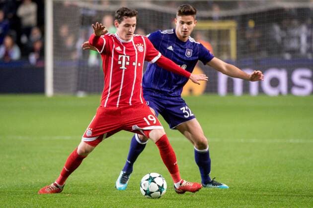 Belgium , Brussels , Nov 22 , 2017 - Soccer match between Belgian club RSC Anderlecht and German team FC Bayern Munchen , game five out of six in the group stage ( Group B ) of the UEFA Champions League competition - Sebastian RUDY & Leander DENDONCKER Copyright Danny Gys Reporters xxGYS 