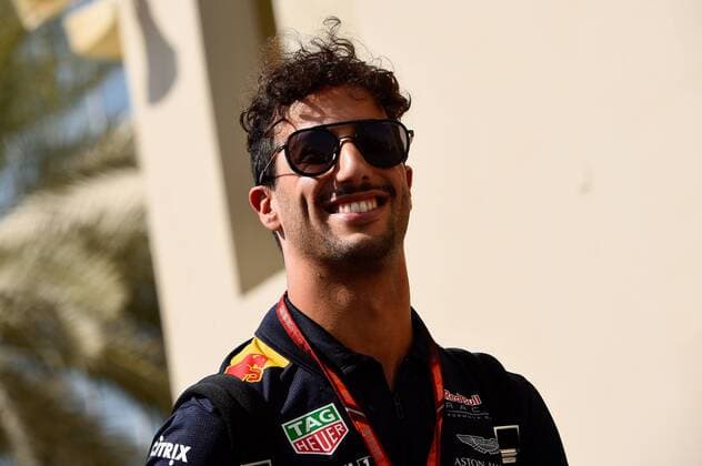 Daniel Ricciardo AUS 3 Red Bull Racing Grand Prix of ABU DHABI 2017 Preparations Motorsport Formula 1 23 11 2017 ABU DHABI Copyright: xAndre Eibner-Pressefotox EP_JAE