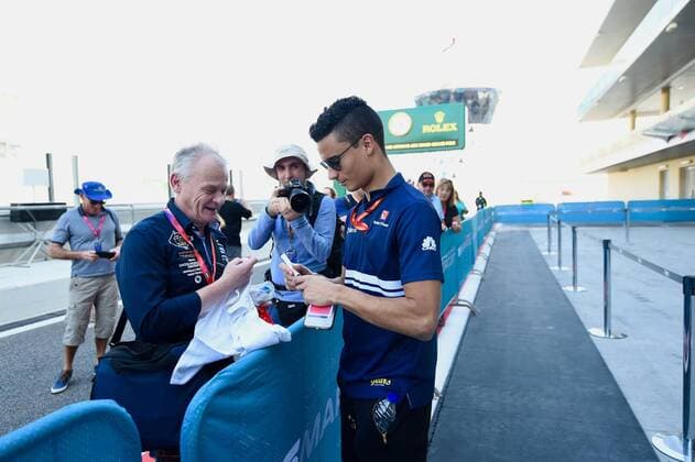Pascal Wehrlein GER 94 Sauber F1 Team Ferrari Grand Prix of ABU DHABI 2017 Preparations Motorsport Formula 1 23 11 2017 ABU DHABI Copyright: xAndre Eibner-Pressefotox EP_JAE