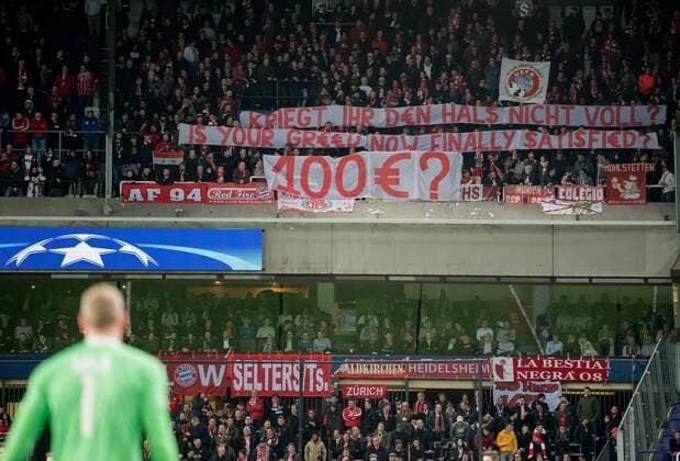 22 November 2017 Anderlecht Constant Vanden Stock Stadium Football UEFA Champions League RSC Anderlecht FC Bayern Muenchen Muenchens fans protest on banners against the high ticket prices for the game and throw banknotes on the field