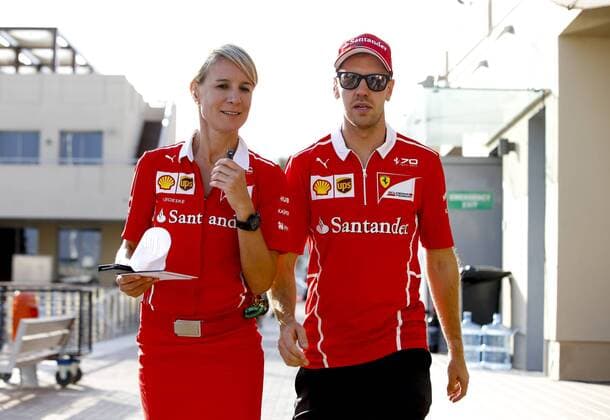 Motorsports: FIA Formula One World Championship WM Weltmeisterschaft 2017, Grand Prix of Abu Dhabi, 5 Sebastian Vettel (GER, Scuderia Ferrari), Britta Roeske (GER), Abu Dhabi United Arab Emirates