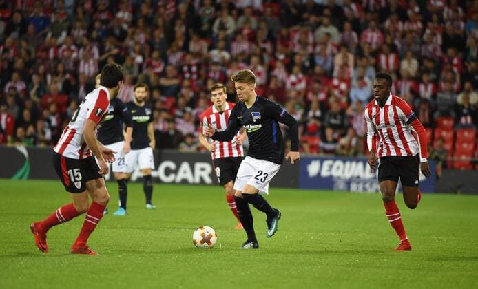 Football Mens Season 2017 2018 UEFA Europa League Group J 5 Gameday Bilbao Athletic Bilbao Hertha BSC v Xabier Etxeita Athletic Bilbao Mitchell Sage Hertha BSC Inaki Williams Athletic Bilbao 23 11 2017 Copyright: xMichaelxHundtx xMatthiasxKochx