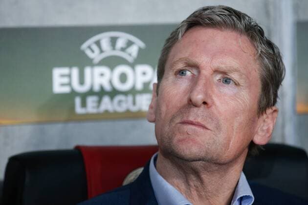 Essevee s head coach Francky Dury pictured at the start of a game between French club OGC Nice and Belgian soccer team SV Zulte Waregem, the fifth game of the group stage (Group K) of the UEFA Europa League competition, Thursday 23 November 2017 in Nice, France. BRUNOxFAHY  x05207235x