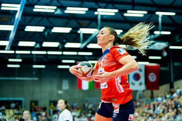 171123 Camilla Herrem of Norway during the MÃ¸belringen Cup match between Norway and South Korea on November 23, 2017 in Sotra. Photo: Vegard Wivestad GrÃ¸tt BILDBYRAN kod VG 170061  Copyright: VEGARDxWIVESTADxGRÃ?TT BB171123BB532