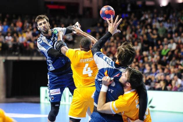 Marko Kopljar u200b u200bFuechse Berlin with a tap on the penalty area Action Action Horizontal horizontal Event Event EHF Cup Qualification 3 Round Fuechse Berloin vs FC Porto Location Max Schmeling Halle Berlin Germany Germany Europe Europe Date Date 23 11 2017 Handball EHF Cup Fuechse Berlin vs FC Porto 23 11 2017