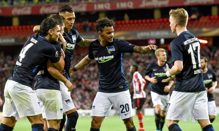 Hertha Berlin players celebrate the team s first goal during the UEFA Europa League group stage soccer match between Athletic de Bilbao and Hertha Berlin held at San Mames stadium in Bilbao, Spain, 23 November 2017. Athletic de Bilbao vs Hertha Berlín !ACHTUNG: NUR REDAKTIONELLE NUTZUNG!  Copyright: xMIGUELxTONAx GRAF4918 20171123-636470645100203404