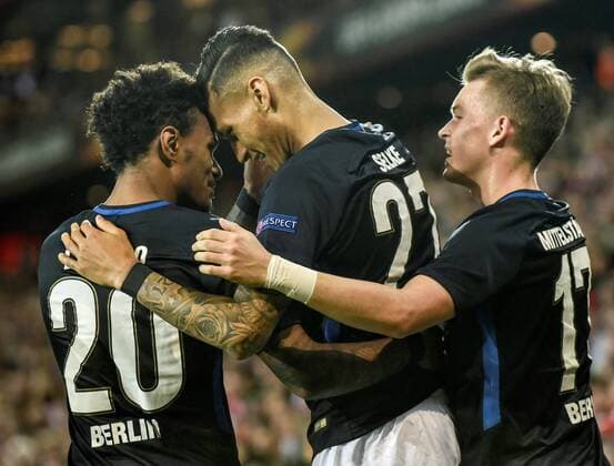 Hertha Berlin forward Davie Selke (C) celebrates after scoring the team s second goal during the UEFA Europa League group stage soccer match between Athletic de Bilbao and Hertha Berlin held at San Mames stadium in Bilbao, Spain, 23 November 2017. Athletic de Bilbao vs Hertha Berlín !ACHTUNG: NUR REDAKTIONELLE NUTZUNG!  Copyright: xMIGUELxTONAx GRAF4935 20171123-636470645771627404