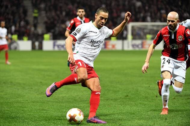 NICE, FRANCE - NOVEMBER 23 : Nill De Pauw midfielder of SV Zulte Waregem during the UEFA Europa League, Group K stage match between SV Zulte Waregem and OGC Nice at the Allianz stadium on November 23, 2017 in Nice, France, 23 11 2017 FOOTBALL : Europa League - OGC Nice vs Zulte Waregem - 23 11 2017 PHOTONEWS PANORAMIC 