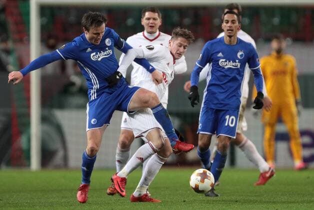 MOSCOW, RUSSIA â€“ NOVEMBER 23, 2017: FC Copenhagen s William Kvist (L), Zeca (R) and Lokomotiv Moscow s Anton Miranchuk (C) fight for the ball in their 2017-18 UEFA Europa League Group F Round 5 football match at RZD Arena Stadium. Sergei Bobylev TASS  TS06A50E