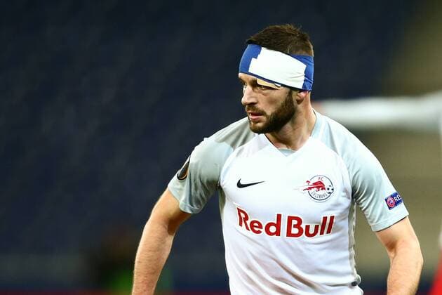 SOCCER - EL, RBS vs Vitoria SALZBURG,AUSTRIA,23.NOV.17 - SOCCER - UEFA Europa League, Red Bull Salzburg vs Vitoria Guimaraes SC. Image shows Valon Berisha (RBS). GEPAxpictures xFelixxRoittner