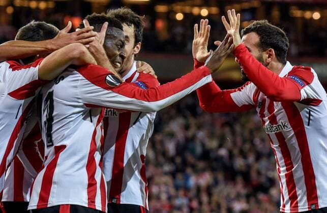 Athletic Bilbao s midfielder Inaki Williams (L) jubilates his second goal, and second of the team, against Hertha Berlin during the UEFA Europa League Group J match between Athletic Bilbao and Hertha Berlin at the San Mames stadium in Bilbao, Basque Country, Spain, 23 November 2017. Athletic de Bilbao vs. Hertha Berlin !ACHTUNG: NUR REDAKTIONELLE NUTZUNG!  Copyright: xMiguelxTonax BIL006 20171123-636470683476835404