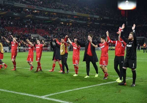 1 FC Köln Arsenal London 23 11 2017 Final cheers 1 FC Köln HM