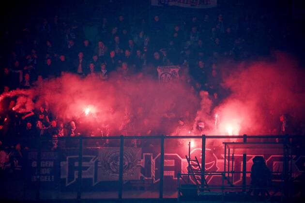 SOCCER - EL, Milan vs A.Wien MILAN,ITALY,23.NOV.17 - SOCCER - UEFA Europa League, AC Milan vs FK Austria Wien. Image shows fans. GEPAxpictures xAndreasxPranter
