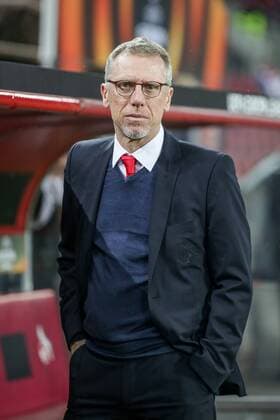 Koeln Rhein Energie Stadion 13 02 2016 Football UEFA Europa League FC Koeln FC Arsenal Bild Coach Peter Stöger FC Köln at the players bench Copyright: HMBxMedia ThomasxJäger