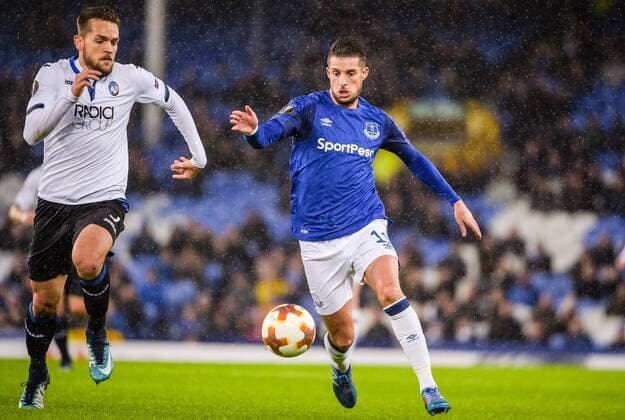 Kevin Mirallas of Everton tracked by Rafael Toloi of Atalanta during the UEFA Europa League match between Everton and Atalanta at Goodison Park, Liverpool, England on 23 November 2017. Copyright: xJohnxBaguleyx 17850010