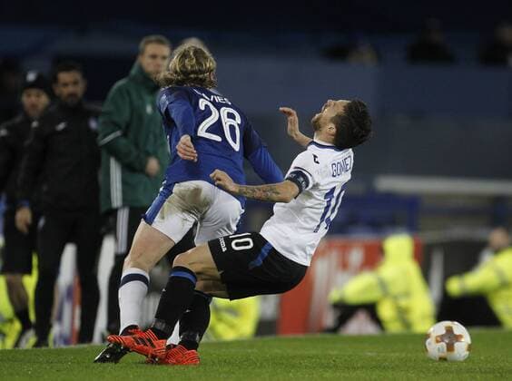 23rd November 2017, Goodison Park, Liverpool, England; UEFA Europa League, Everton versus Atalanta; Atalanta skipper Alejandro Gomez reacts after a challenge on Tom Davies of Everton  ActionPlus11955145
