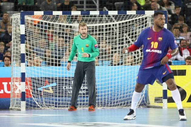 Zagreb, 23.11.2017. - Arena Zagreb hall, 2017 18 EHF Men s Champions League Group Phase. HC Prvo plinarsko drustvo (white) - ESP FC Barcelona Barca Lassa (blue) 24:32 Gonzalo PEREZ DE VARGAS MORENO (1) 