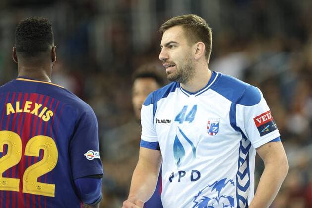 Zagreb, 23.11.2017. - Arena Zagreb hall, 2017 18 EHF Men s Champions League Group Phase. HC Prvo plinarsko drustvo (white) - ESP FC Barcelona Barca Lassa (blue) 24:32 Matej HRSTIC (44) 