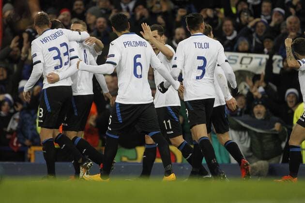 23rd November 2017, Goodison Park, Liverpool, England; UEFA Europa League, Everton versus Atalanta; Atalanta players celebrate after Bryan Cristante scores his team s second goal after 64 minutes  ActionPlus11955152