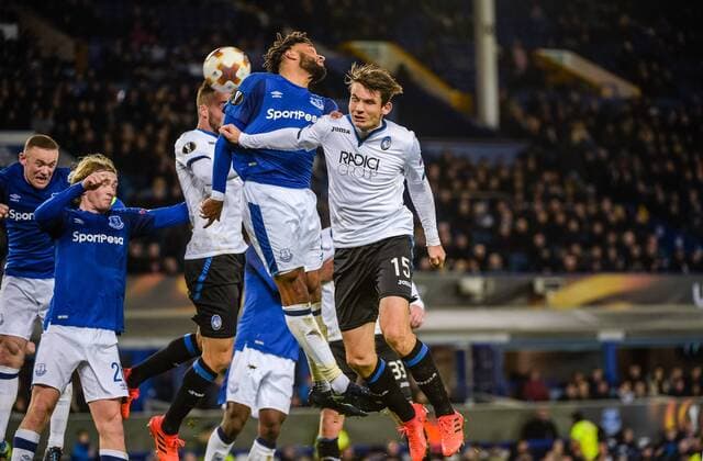Bryan Cristante of Atalanta scores with a header during the UEFA Europa League match between Everton and Atalanta at Goodison Park, Liverpool, England on 23 November 2017. Copyright: xJohnxBaguleyx 17850035