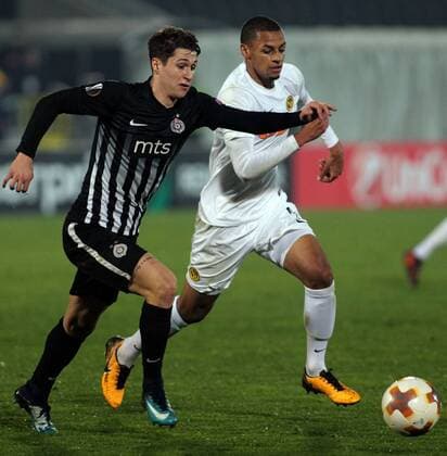 23.11.2017 Belgrade(Serbia) FK Partizan-BSC Young Boys Europa League men s football Danilo Pantic (L) FK Partizan ,Djibril Sow(r) BSC Young Boys : 