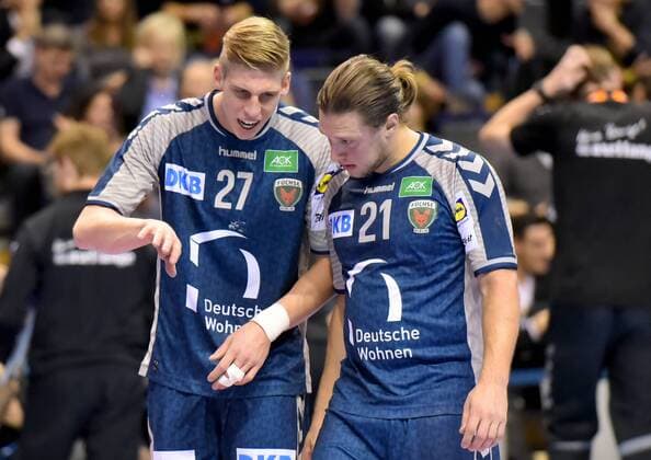 EHF Cup Handball Fuechse Berlin vs FC Porto 23 11 2017 Erik Gerntke 27 Fuechse Berlin Mattias Zachrisson 21 Fuechse Berlin during the match between Fuechse Berlin and FC Porto on 23 11 2017 in the Max Schmeling Halle Berlin Germany Handball men 3 round EHF Cup xDLx