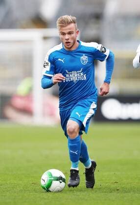 Jena Bremen U23 Soccer 3 Liga Jena 18 11 2017 Ernst Abbe Sportfeld Soccer 3 League 16 Gameday FC Carl Zeiss Jena vs SV Werder Bremen U23 II 2 1 1 0 The picture of Guillaume Cros 3 Jena