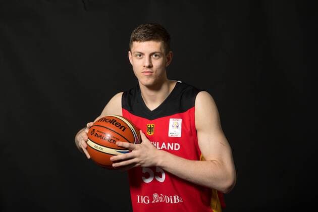 Basketball Chemnitz 23 11 2017 FIBA u200b u200bEurope World Cup Qualifiers WC Qualification German Basketball National Team DBB Team GER Isaiah Hartenstein Germany No 55
