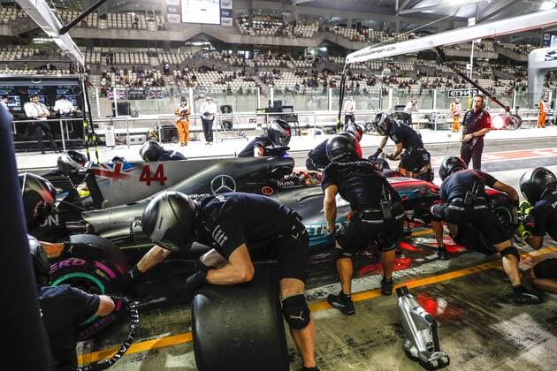 Motorsports: FIA Formula One World Championship WM Weltmeisterschaft 2017, Grand Prix of Abu Dhabi, 44 Lewis Hamilton (GBR, Mercedes AMG Petronas F1 Team), Abu Dhabi United Arab Emirates