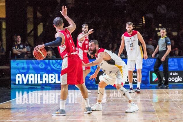 GER Qualification Basketball World Cup 2019 Germany vs Georgia 24 11 2017 Arena Chemnitz GER Qualification Basketball World Cup 2019 Germany vs Georgia im Bild Bastian Doreth 13 Germany Michael Dixon 3 Georgia nordphotoxDostmann nph00325