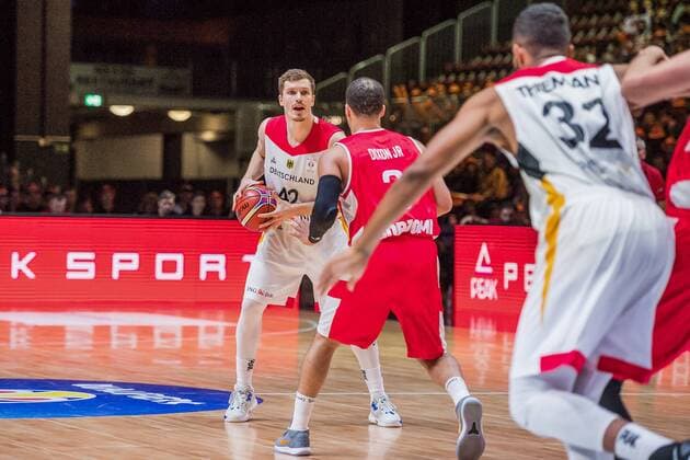 GER Qualification Basketball World Cup 2019 Germany vs Georgia 24 11 2017 Arena Chemnitz GER Qualification Basketball World Cup 2019 Germany vs Georgia in the picture Andreas Obst 42 Germany nordphotoxDostmann nph00325