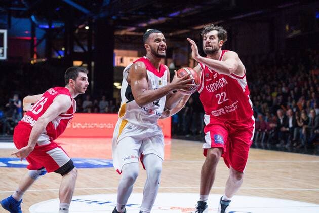 GER Qualification Basketball WC 2019 Germany vs Georgia 24 11 2017 Arena Chemnitz GER Qualification Basketball World Cup 2019 Germany vs Georgia in the picture Johannes Thiemann 32 Germany Nikoloz Tskitishvili 22 Georgia nordphotoxDostmann nph00325