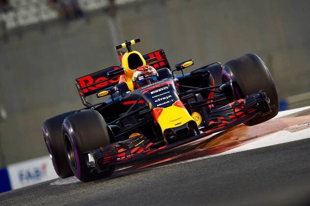 Max Verstappen NEL 33 Red Bull Racing Grand Prix of ABU DHABI 2017 2nd Free Practice of Motorsport Formula 1 24 11 2017 ABU DHABI Copyright: xEIBNER JERRYxANDREx EP_JAE