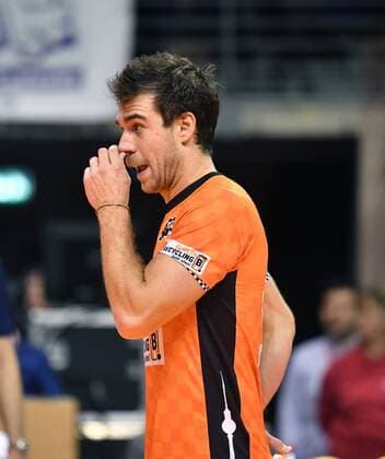 Pierre Pujol BR Volleys disappointed BR Volleys Berlin TSV Herrsching German Volleyball League DVV Cup 2017 2018 Main Round Men Men Volleyball Germany Germany Max Schmeling Halle Berlin 25 11 2017