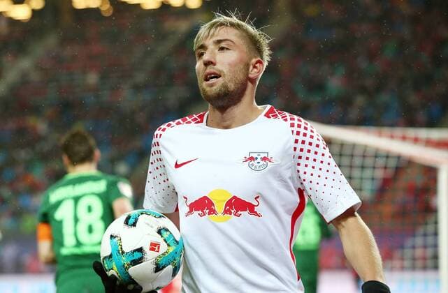 Kevin Kampl action Oberkoerper upper body Sport Soccer Football first 1 Bundesliga season 2017 2018 25 11 2017 RB Leipzig RBL vs SV Werder Bremen