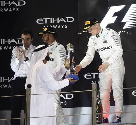Lewis Hamilton GB 44 Mercedes AMG Petronas Motorsport Valtteri Bottas FIN 77 Mercedes AMG Petronas Motorsport Grand Prix of ABU DHABI 2017 Race Motorsport Formula 1 26 11 2017 ABU DHABI Copyright: xEIBNER JERRYxANDREx EP_JAE