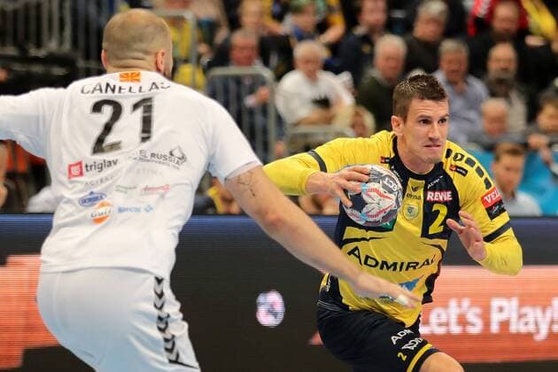 Joan Canellas Reixach Skopje 21 Andre Schmid Andy Schmid RNL 2 Action Action Game scene Handball Champions League Rhein Neckar Löwen HC Vardar Skopje xozx