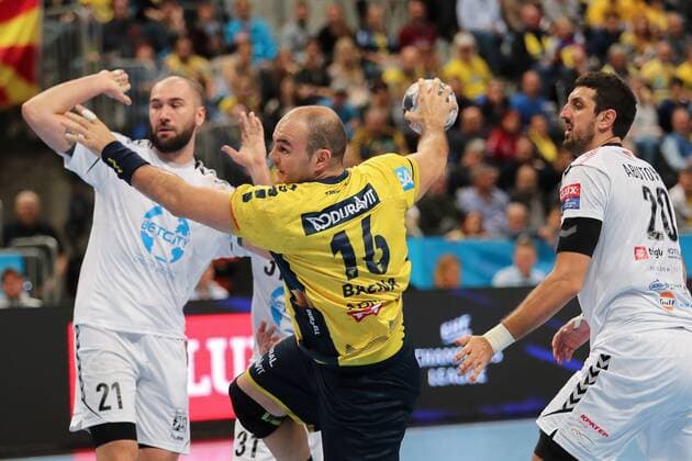 Joan Canellas Reixach Skopje 21 Rafael Baena Gonzalez RNL 16 Ilija Abutovic Skopje 20 Action Action Game scene Handball Champions League Rhein Neckar Löwen HC Vardar Skopje xozx