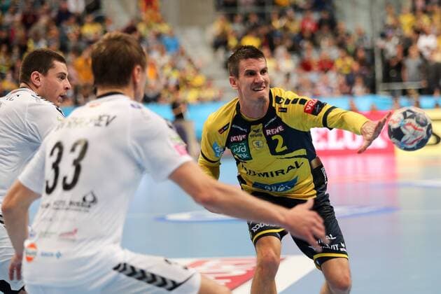 Daniil Shishkarev Skopje 33 Andre Schmid Andy Schmid RNL 2 Action Action Game scene Handball Champions League Rhein Neckar Löwen HC Vardar Skopje xozx