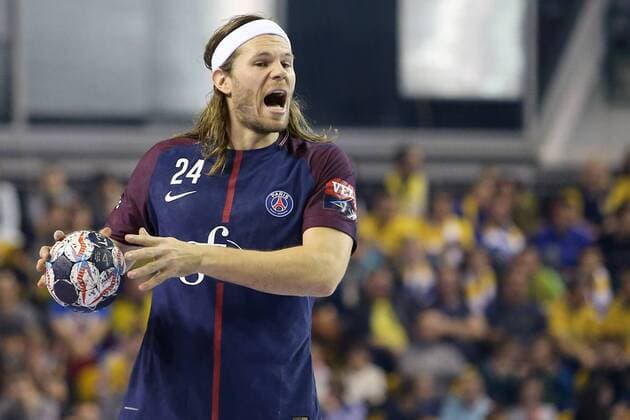 November 26, 2017 - Kielce, Poland - 26.11.2017, Kielce, pidflka reczna, liga mistrzow, PGE Vive Kielce - Paris Saint-Germain, Mikkel Hansen (PSG), during EHF Handball Champions League Group B match between KS Vive Tauron Kielce and Paris Saint-Germain Handball at Kielce, Poland, on 26 November 2017. ..Paris Saint-Germain Handball won 30-29. Vive Kielce v Paris Saint-Germain - EHF Champions League match - ZUMAn230 20171126_zaa_n230_707 Copyright: xFotoxOlimpikx