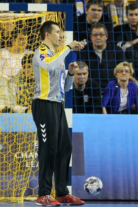 November 26, 2017 - Kielce, Poland - Slawomir Szmal (Vive), during EHF Handball Champions League Group B match between KS Vive Tauron Kielce and Paris Saint-Germain Handball at Kielce, Poland, on 26 November 2017. ..Paris Saint-Germain Handball won 30-29. Vive Kielce v Paris Saint-Germain - EHF Champions League match  - ZUMAn230 20171126_zaa_n230_708 Copyright: xFotoxOlimpikx