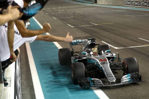 Motorsports: FIA Formula One World Championship WM Weltmeisterschaft 2017, Grand Prix of Abu Dhabi, 44 Lewis Hamilton (GBR, Mercedes AMG Petronas F1 Team), Abu Dhabi United Arab Emirates