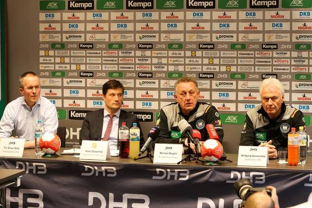Press Conference Handball Womens National Team Leipzig 29 11 2017 Lindner Hotel Handball Womens Press Conference in the run-up to the 2017 Womens Handball World Cup Picture