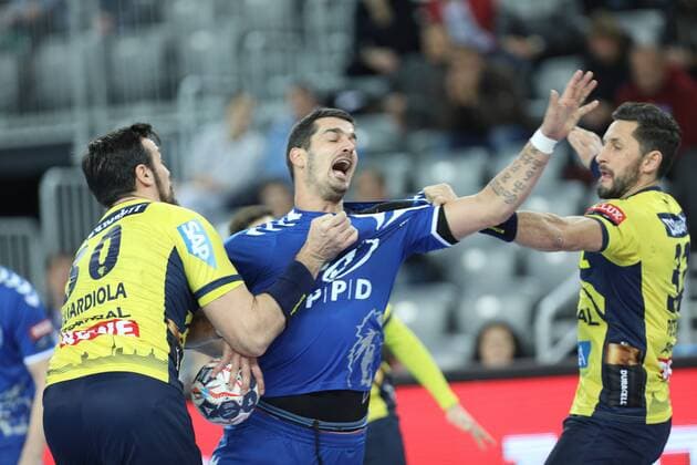 Zagreb, 29 11 2017 - Arena Zagreb hall, 2017 18 EHF Men s Champions League Group Phase. HC Prvo plinarsko drustvo (blue) - Rhein-Neckar Löwen (yellow) 